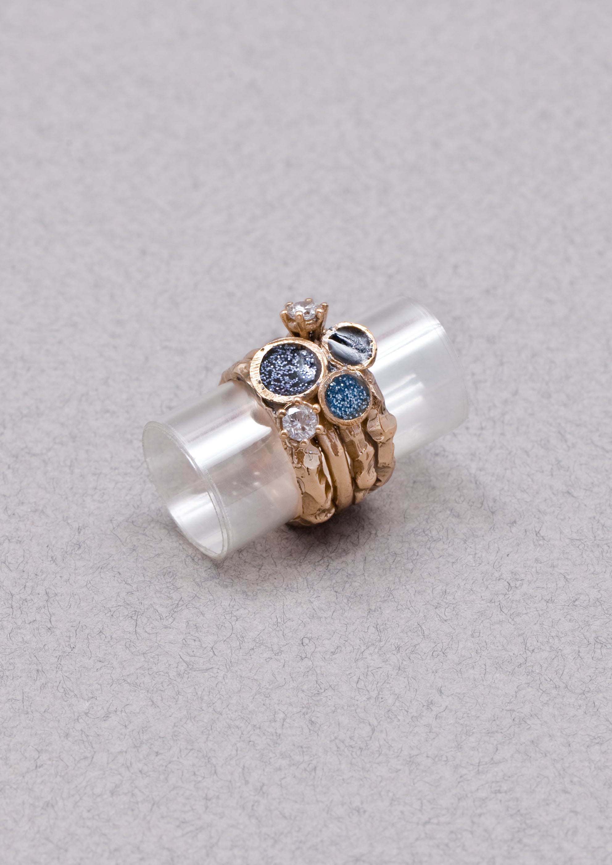 Voodoo Jewels Bold Shapes Catula anello bronzo dorato glitter