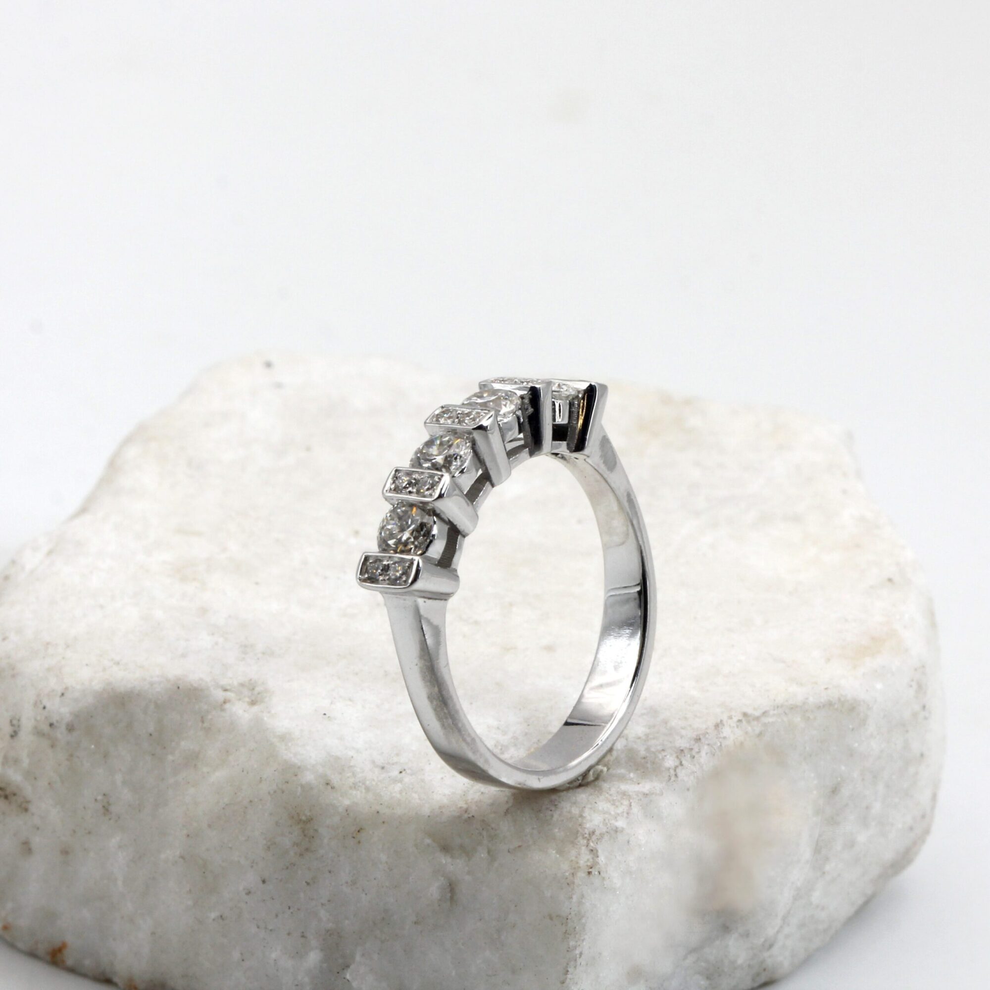 Anna Gioielli Traversine Anello Oro Bianco 14 Diamanti 0,91 ct