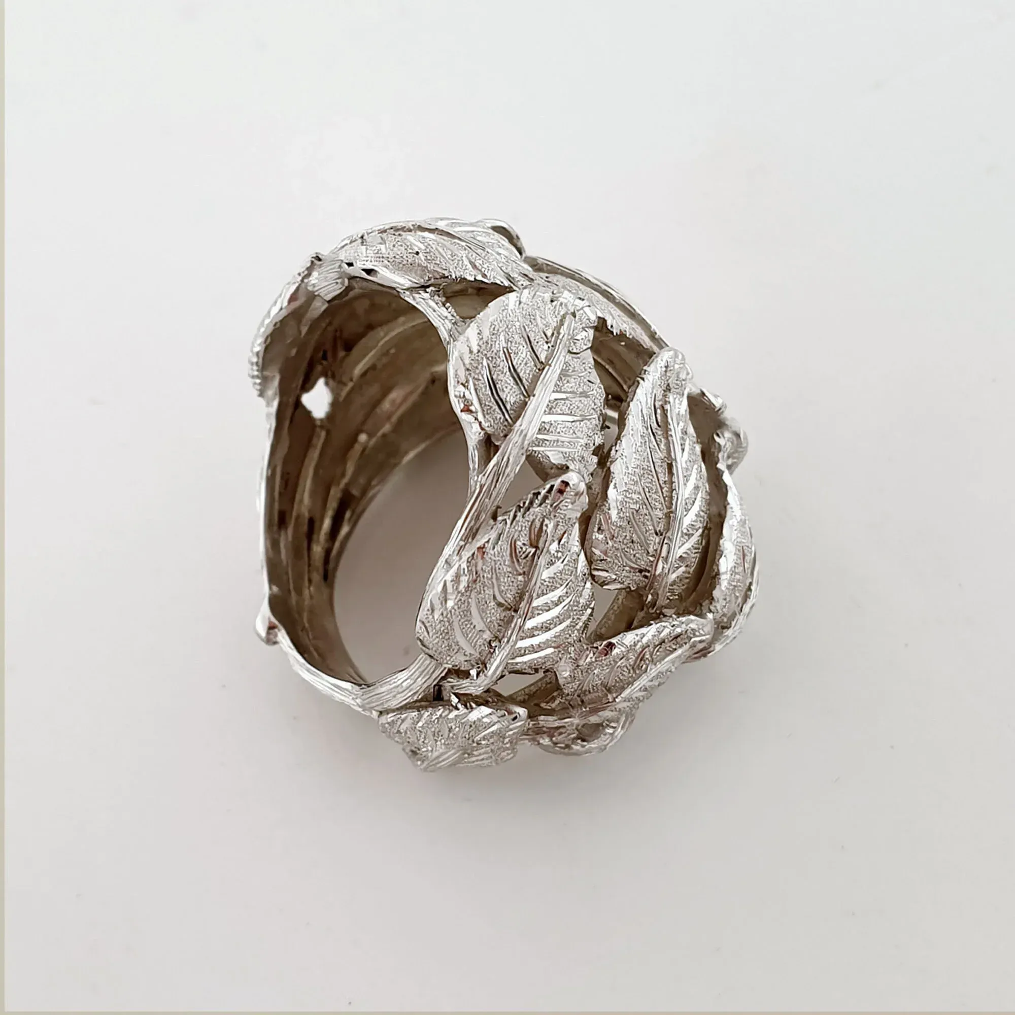 Anna Gioielli Fiorentino Anello argento con foglie incise