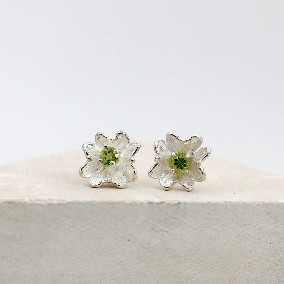 Anna Gioielli Orecchini fiore argento con peridoto 10 mm