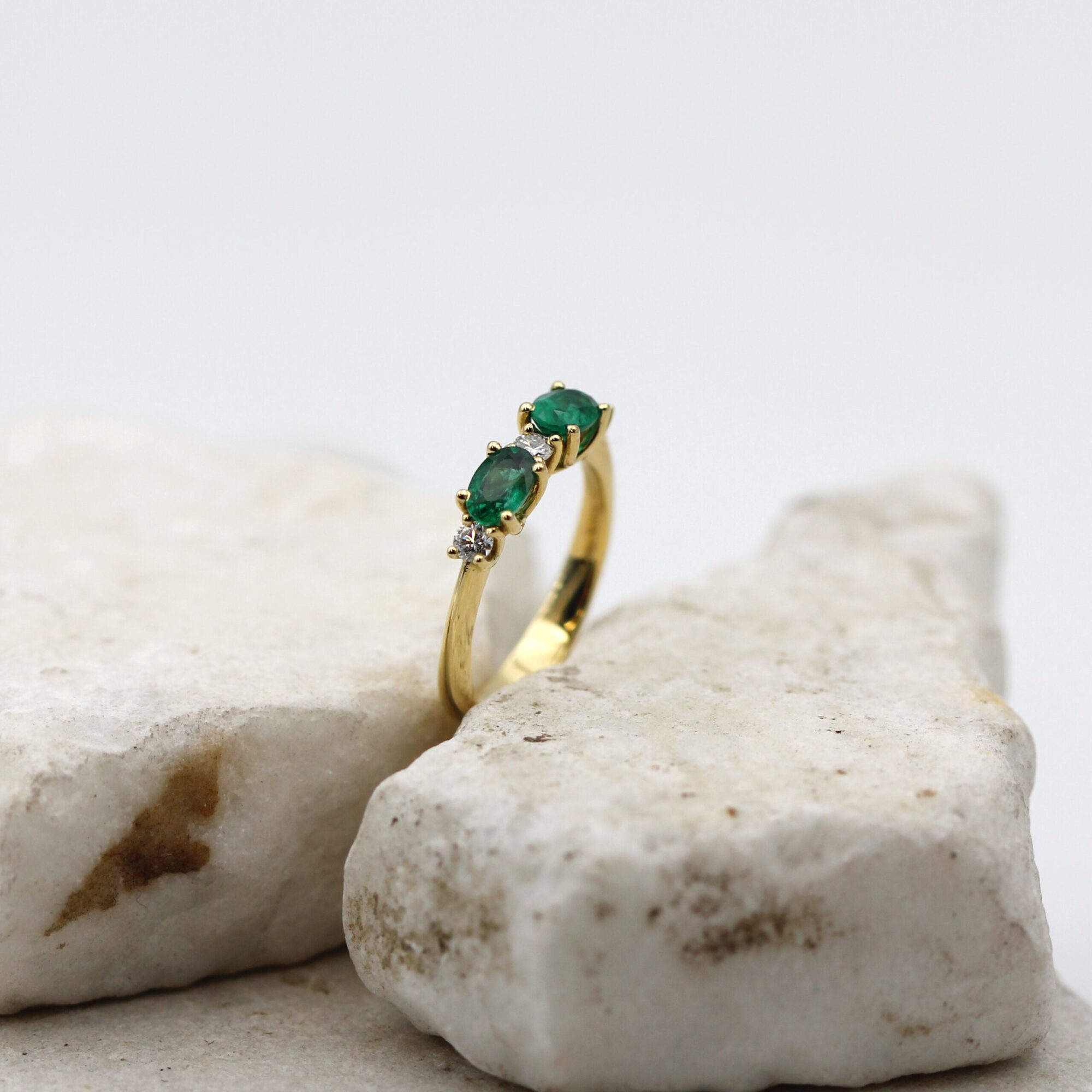 Anna Gioielli Classici anello Noi due oro giallo smeraldi diamanti