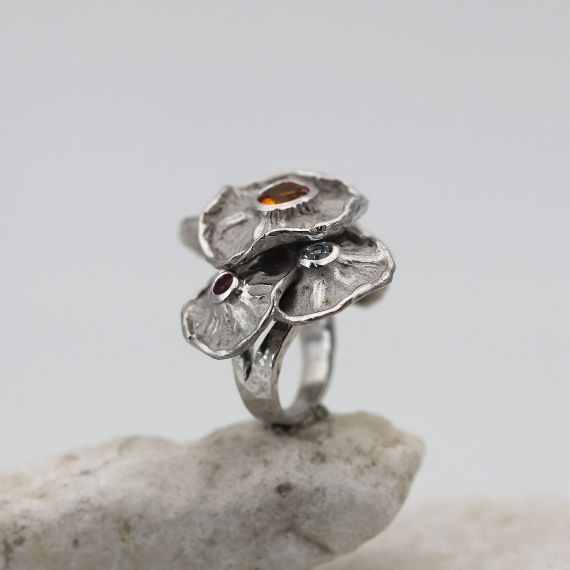 Anna Gioielli Winter Flower anello argento 5 fiori pietre miste