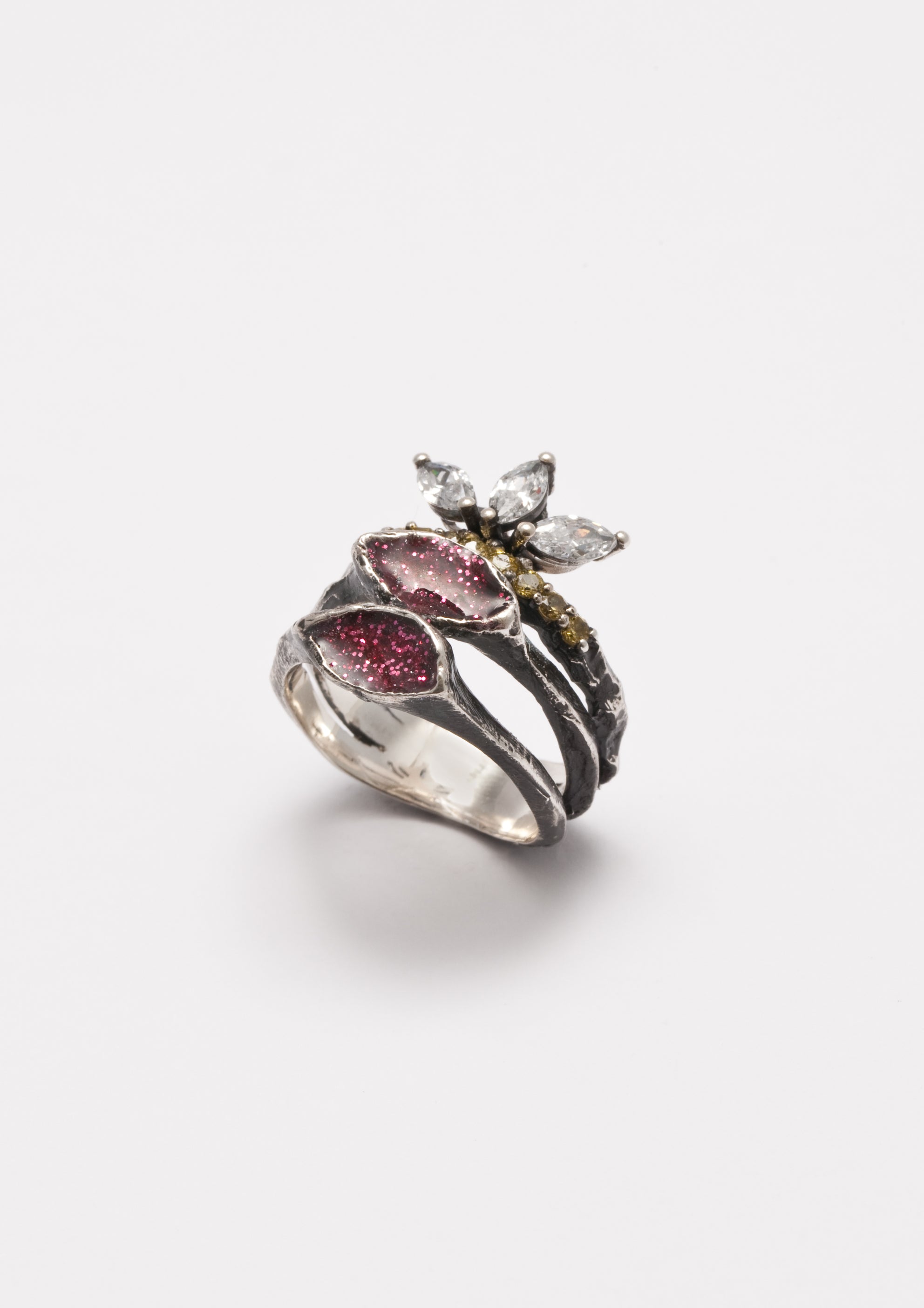 Voodoo Jewels Bold Shapes Cassia anello argento M