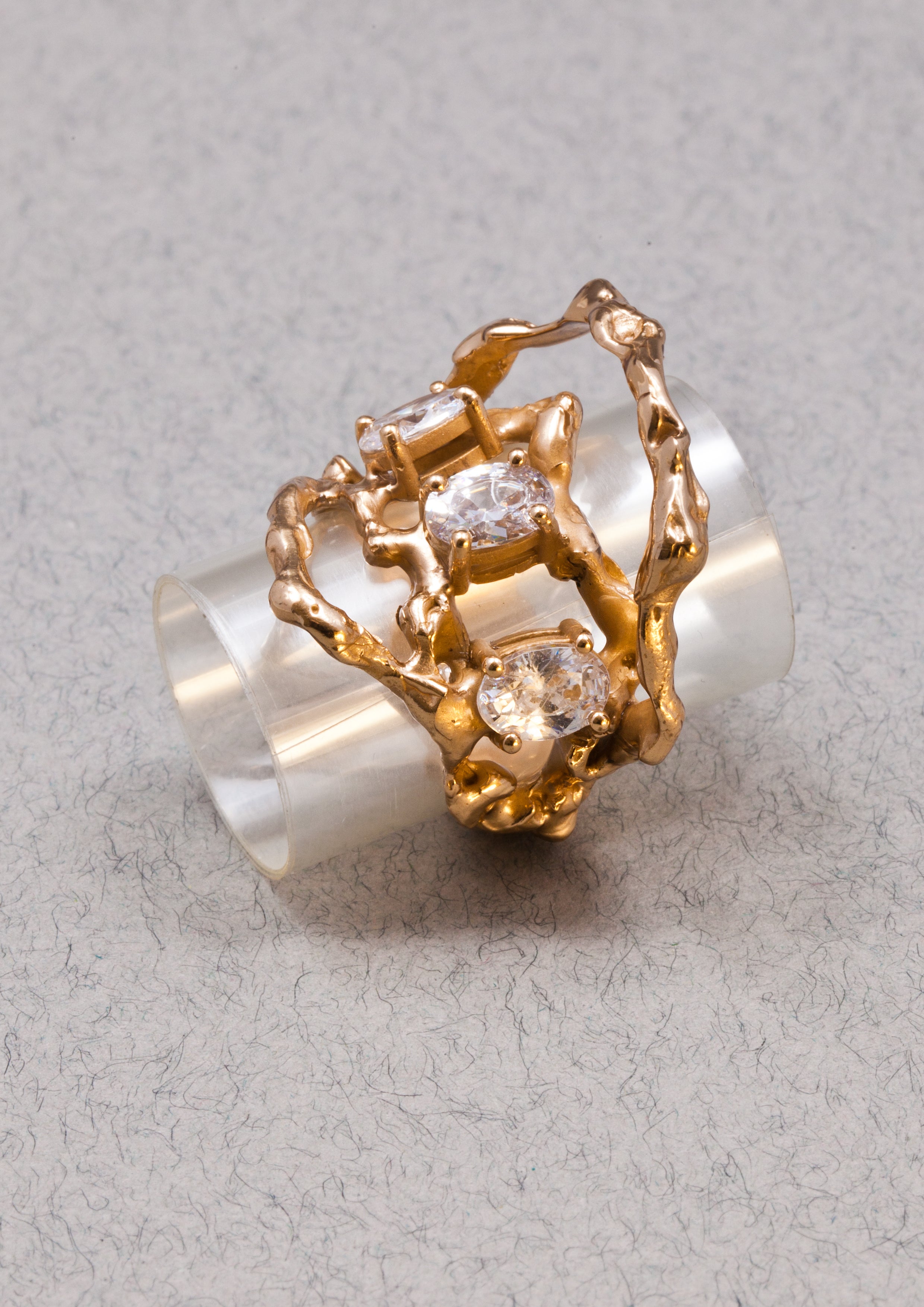 Voodoo Jewels Bold Shapes Gold Branch anello zirconi oro