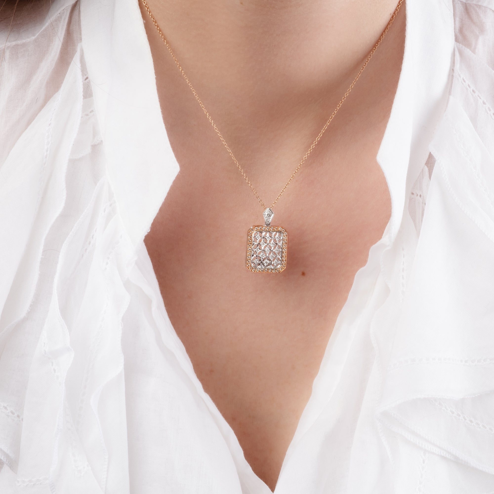 Noi Gioielli Firenze 1873 Ornato ciondolo oro rosa diamanti
