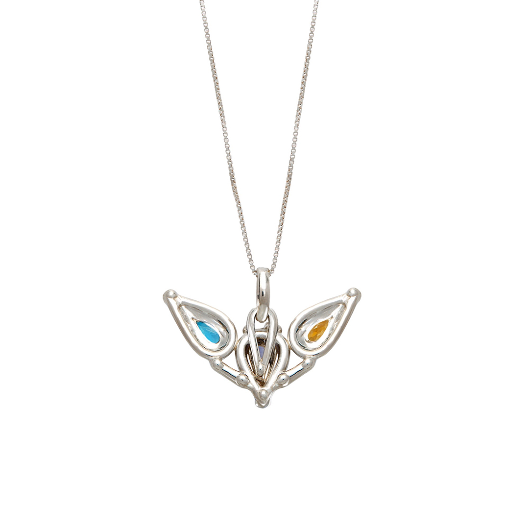 Giulia Iosco Aurora Borealis Trilogy collana donna