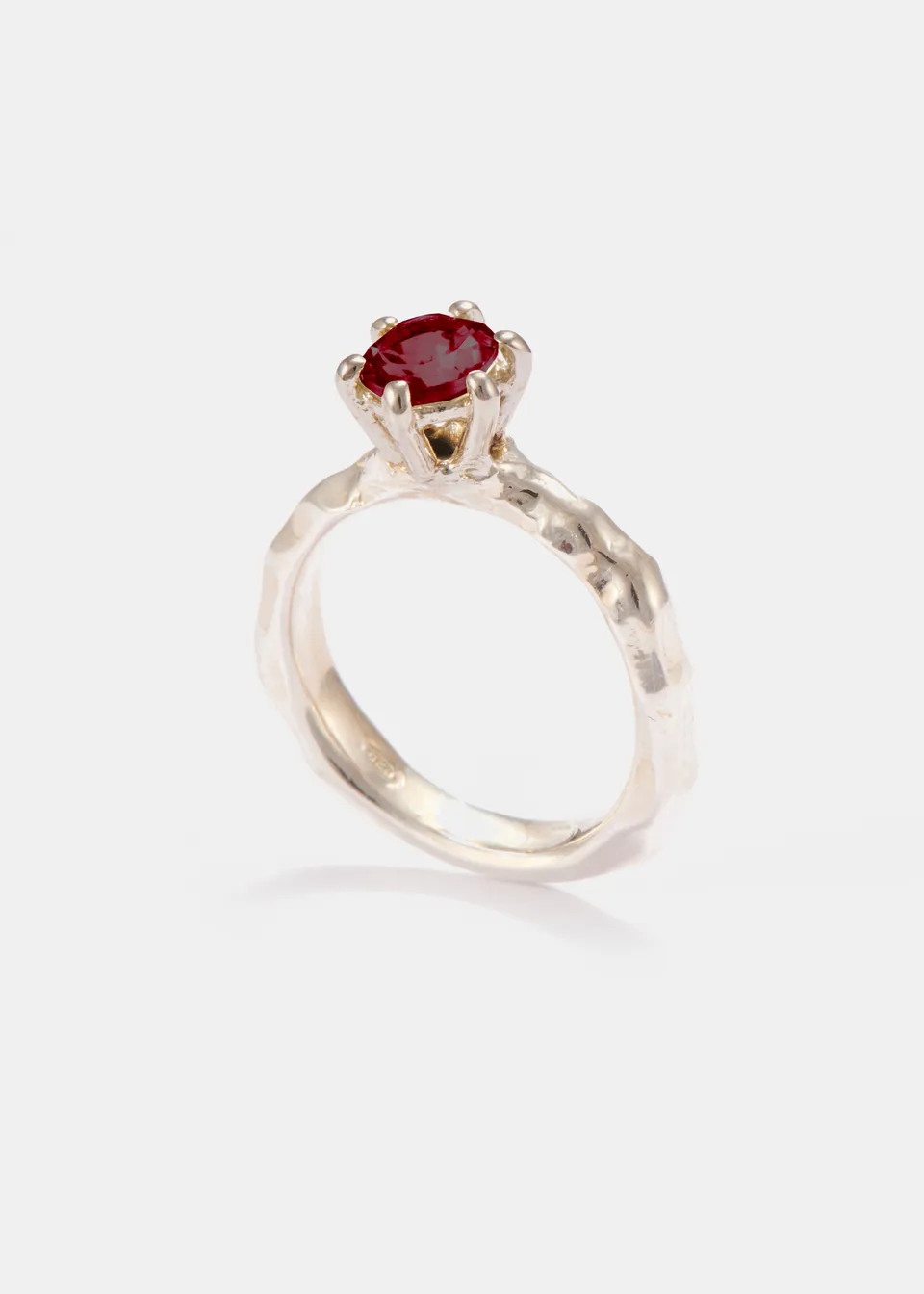 Voodoo Jewels Love Letter Red Anello argento rodolite brillante