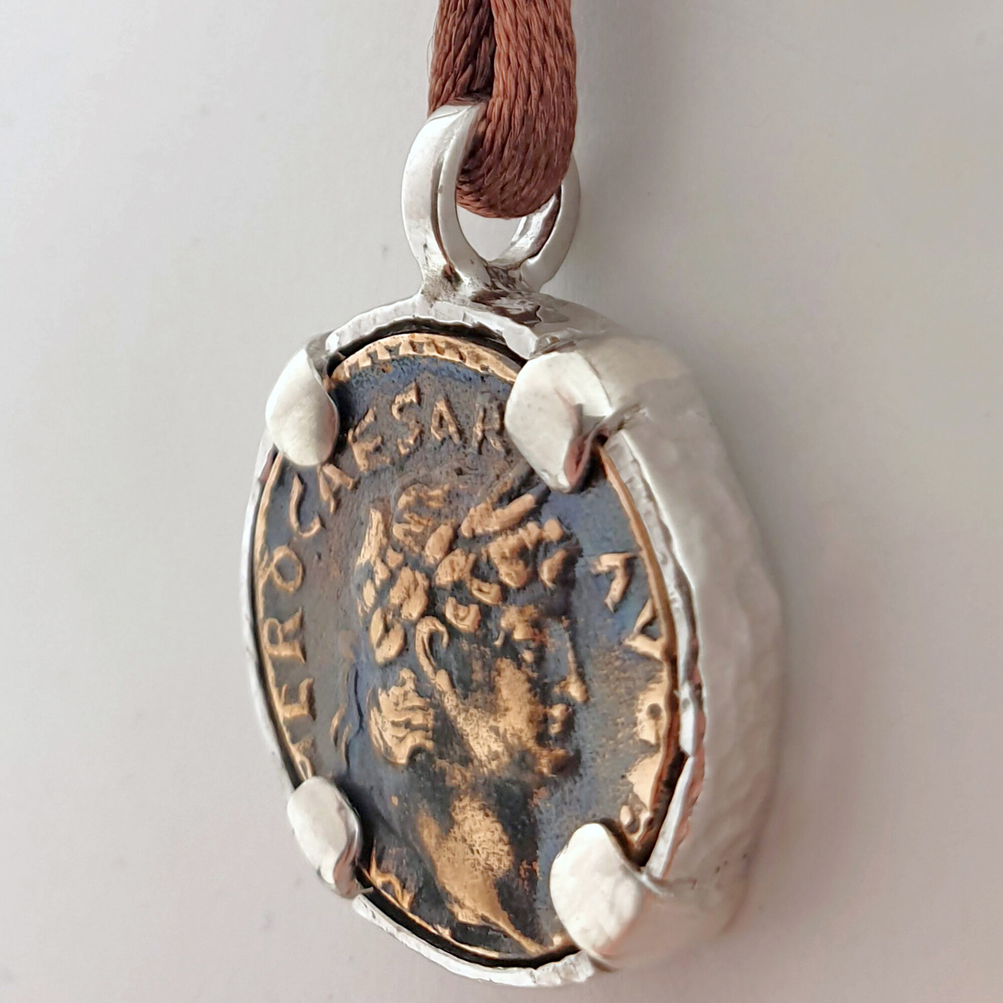 Anna Gioielli Monete Romane Pendente argento moneta bronzo
