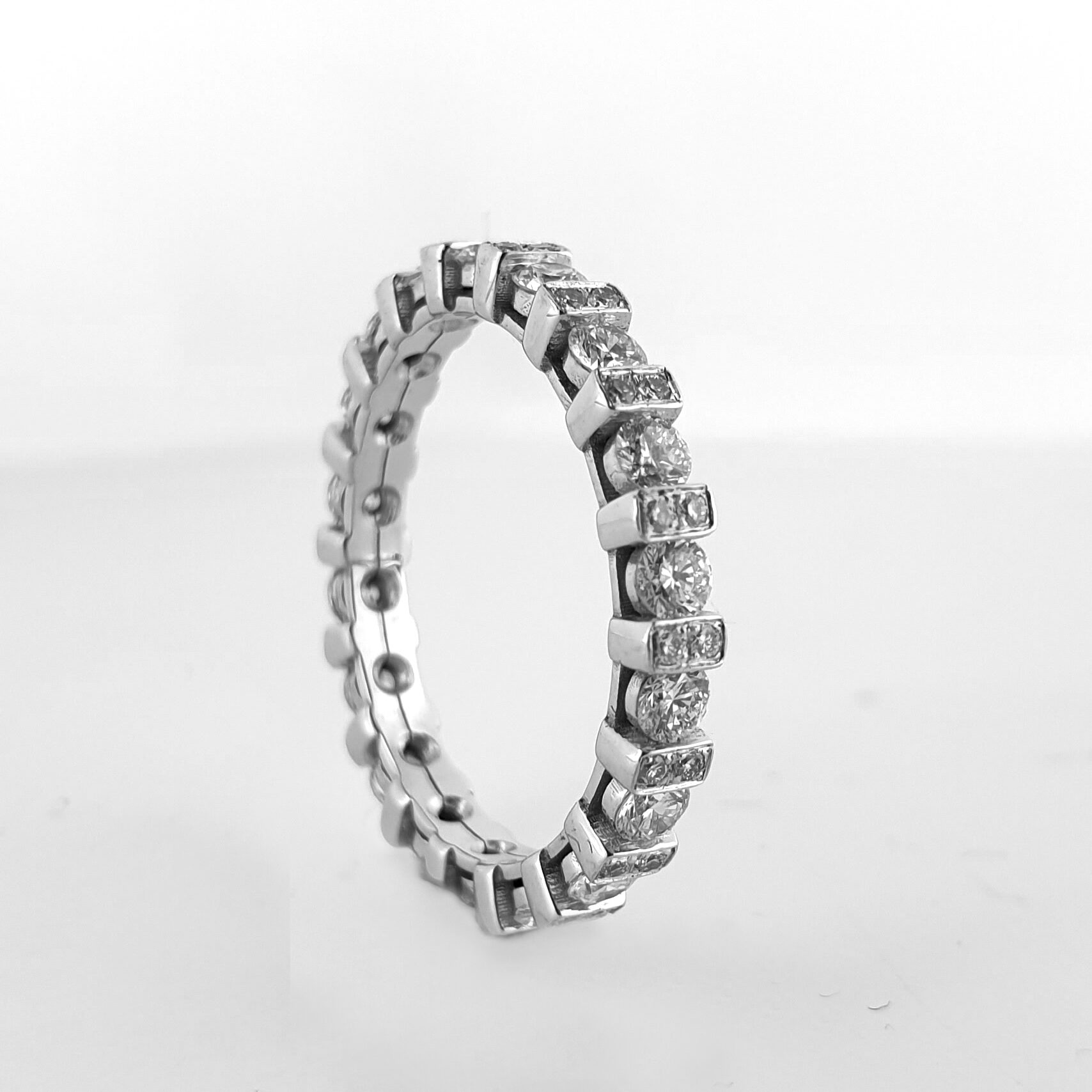 Anna Gioielli Classici veretta eternity oro bianco diamanti traversine