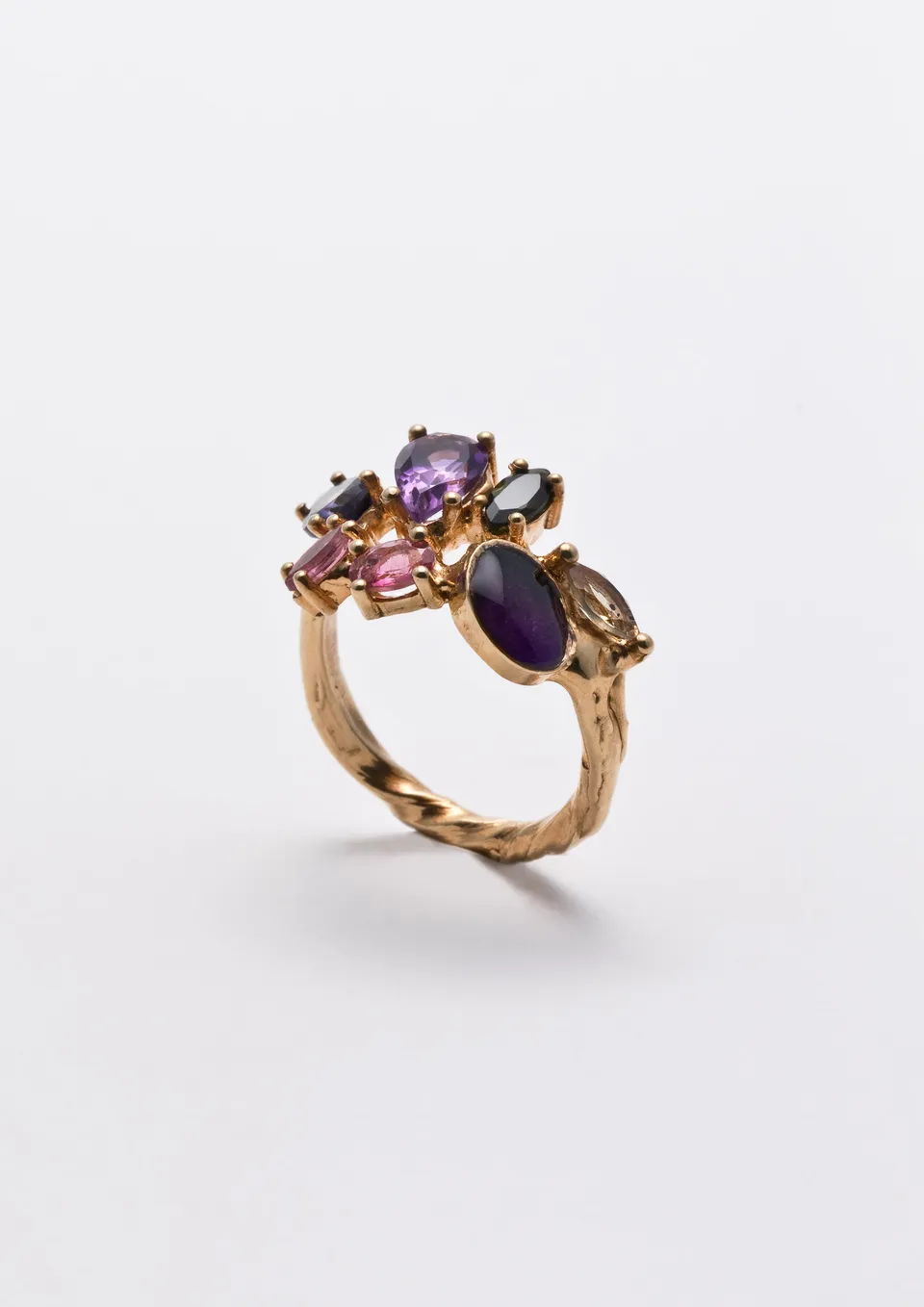 Voodoo Jewels Bold Shapes Neela anello oro tormaline ametista