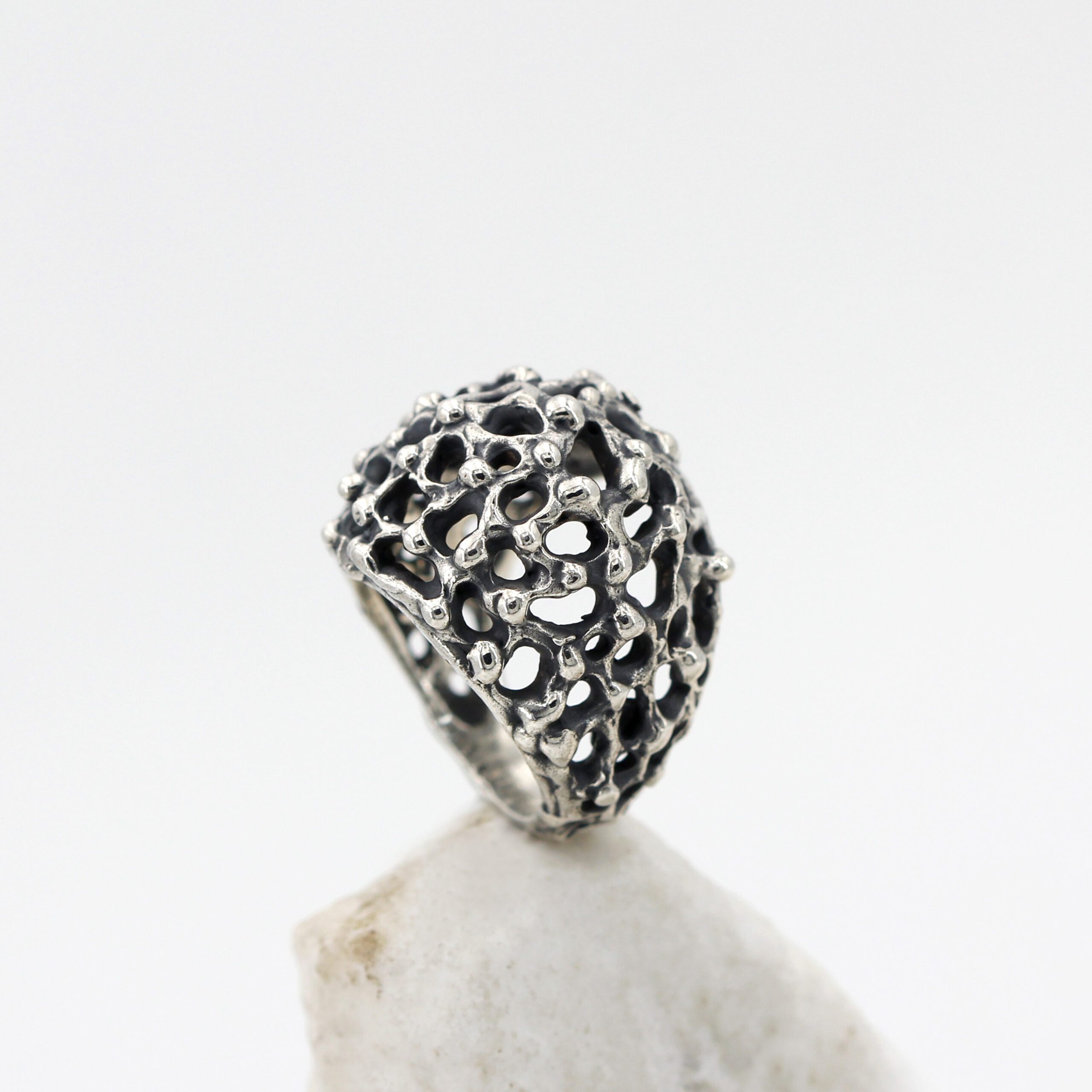Anna Gioielli Collezione Marte anello fascia argento cupola