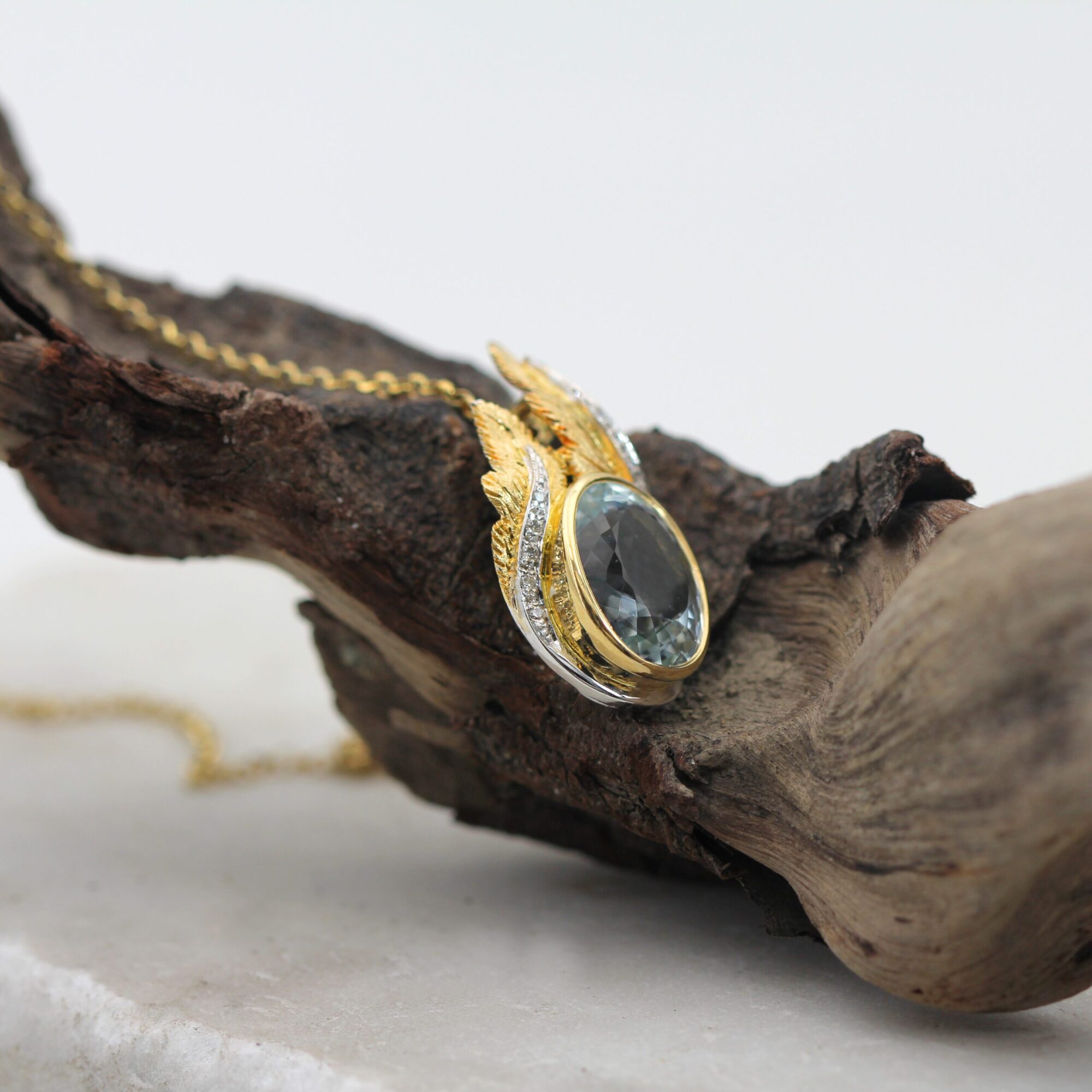 Anna Gioielli Stile Orafo Fiorentino pendente oro acquamarina 10.43 ct