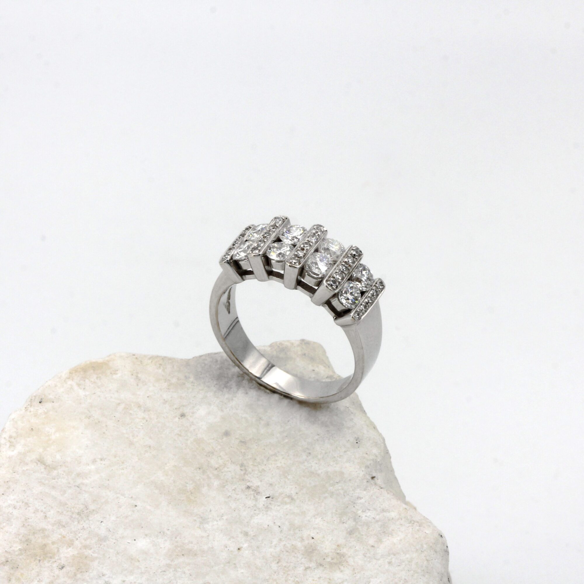 Anna Gioielli Classici anello traversine oro bianco diamanti