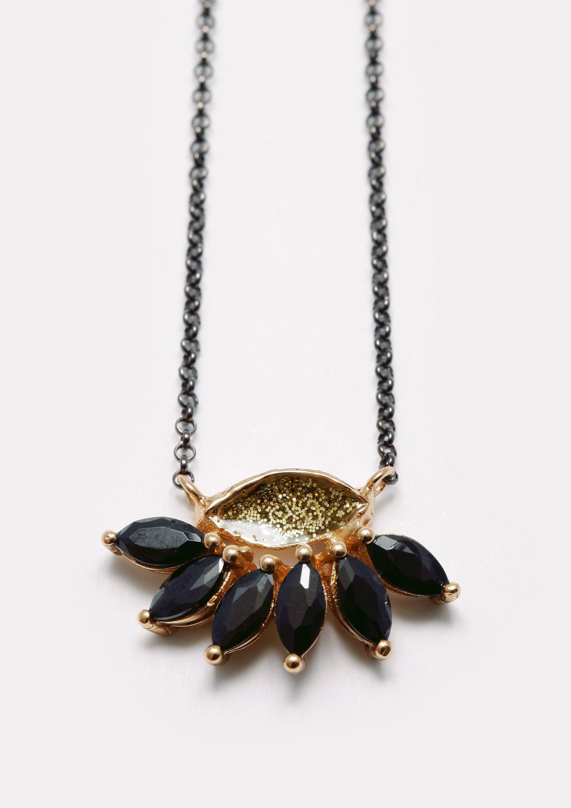 Voodoo Jewels Bold Shapes Ruellia collana verde catena 60
