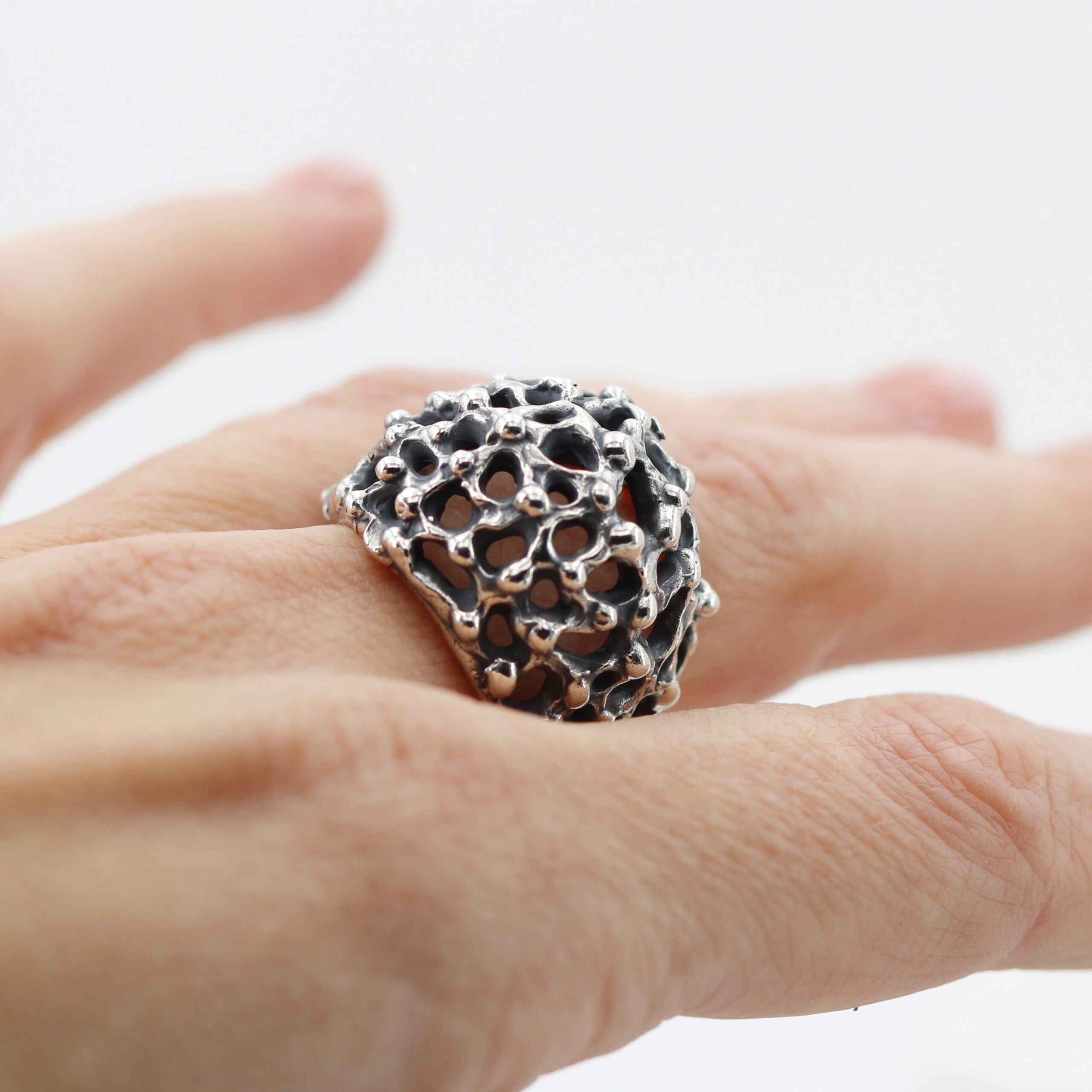 Anna Gioielli Collezione Marte anello fascia argento cupola