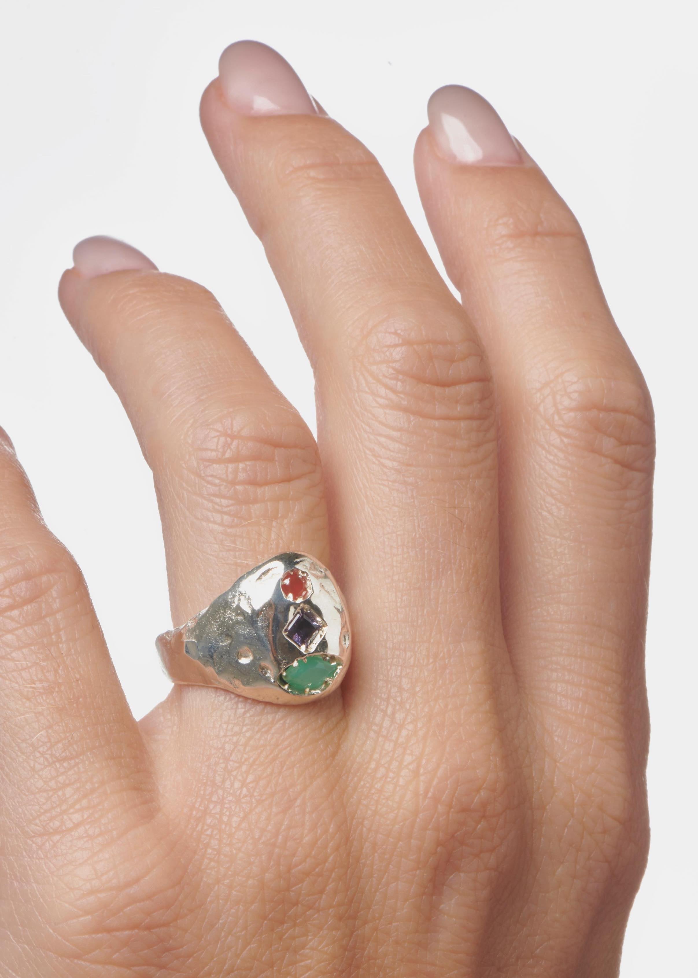 Voodoo Jewels Bold Shapes Placita anello chevalier taglia M
